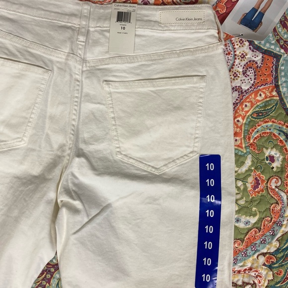 New! Woman’s Calvin Klein city shorts size 10 - Picture 5 of 8